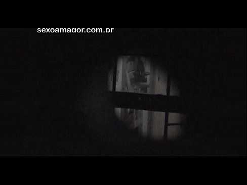 ❤️ Blondie és gravada en secret per un voyeur del barri amagat darrere de maons buits ☑ Putes al porno ca.myastro.top ❌